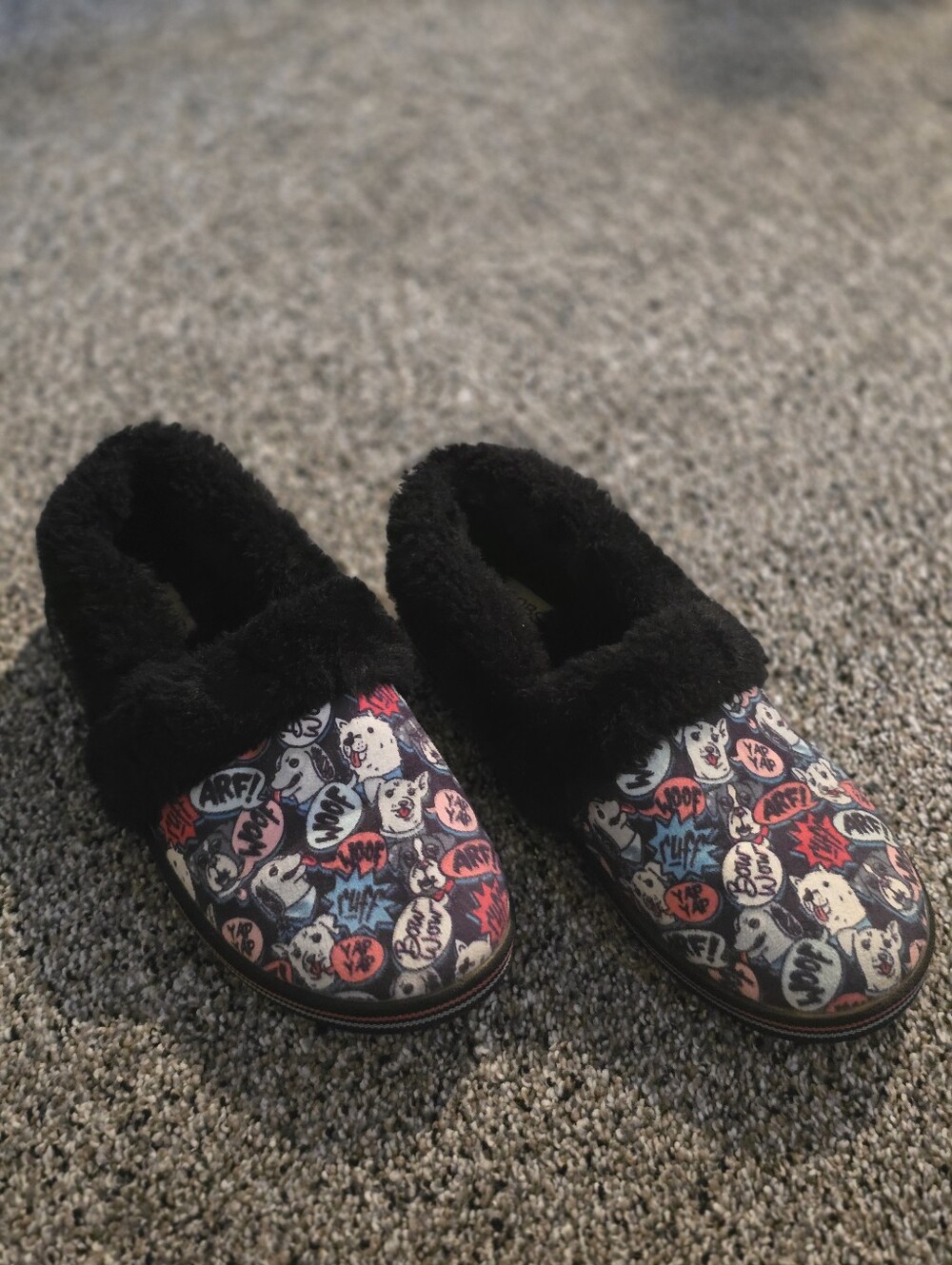 Bobs Skechers Dogs Too Cozy Wag Party Snuggle Rovers Slippers Dog Lover Sz 6 EUC